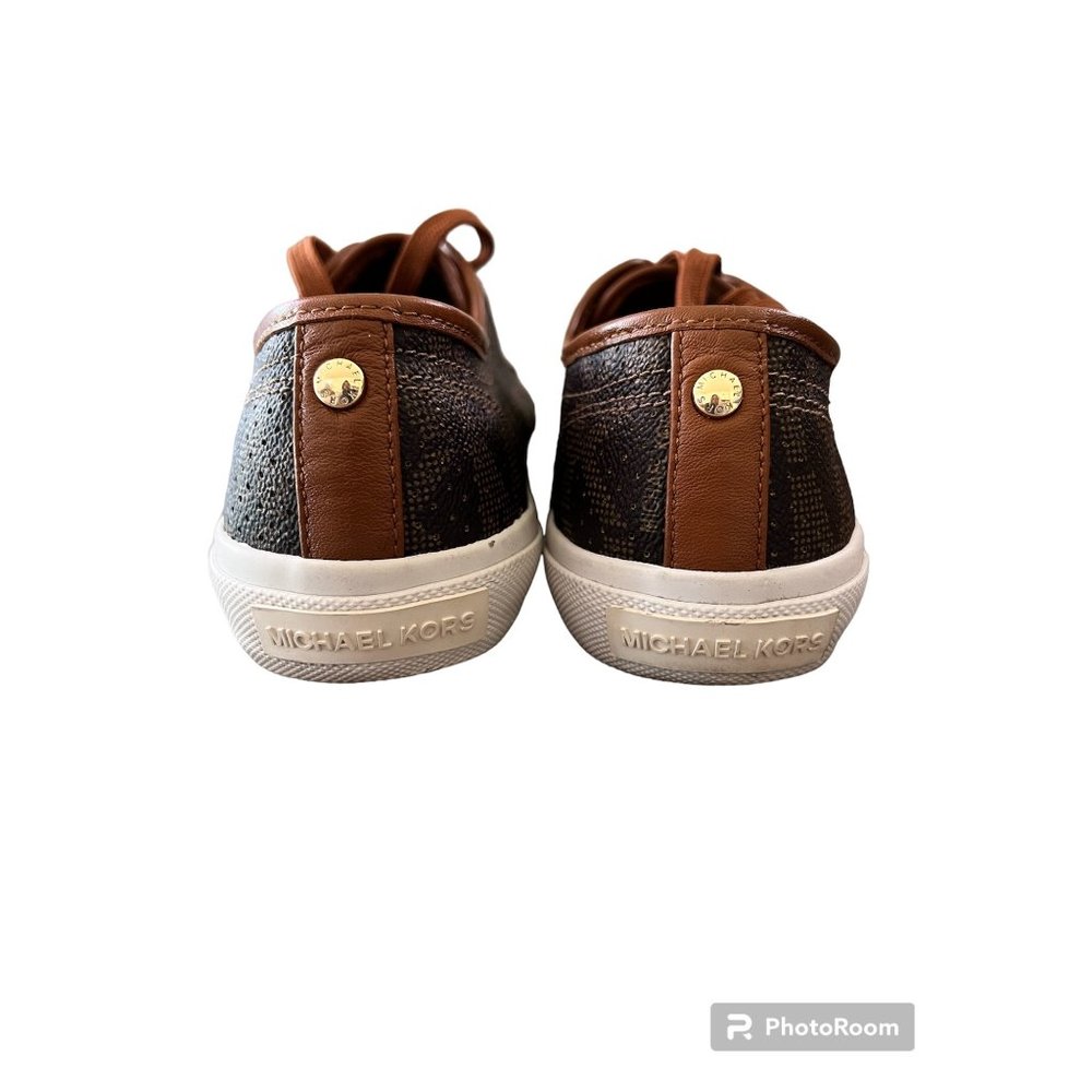 Michael Kors Monogram Sneaker - Picture 3 of 7